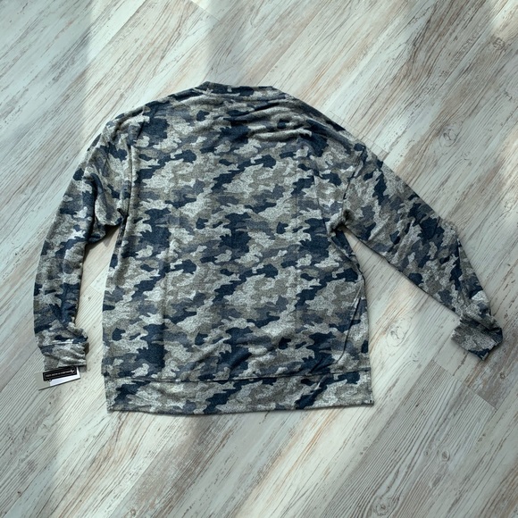 BP. NWT Cozy top women’s size small camo - Picture 7 of 7